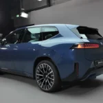 2026 BMW iX3 Achterontwerp - Moderne Achterlicht Signatuur met 400kW Laadcapaciteit