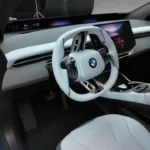 2026 BMW iX3 Interieur Technologie - 17,5-Graden Gehoekt Display voor Optimale Ergonomie