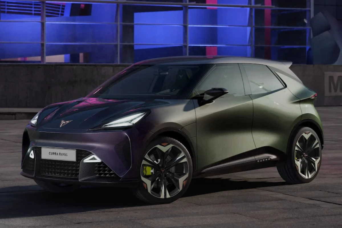 2026 Cupra Raval Elektrische Hatchback - Voorkant Driekwart Studio Beeld