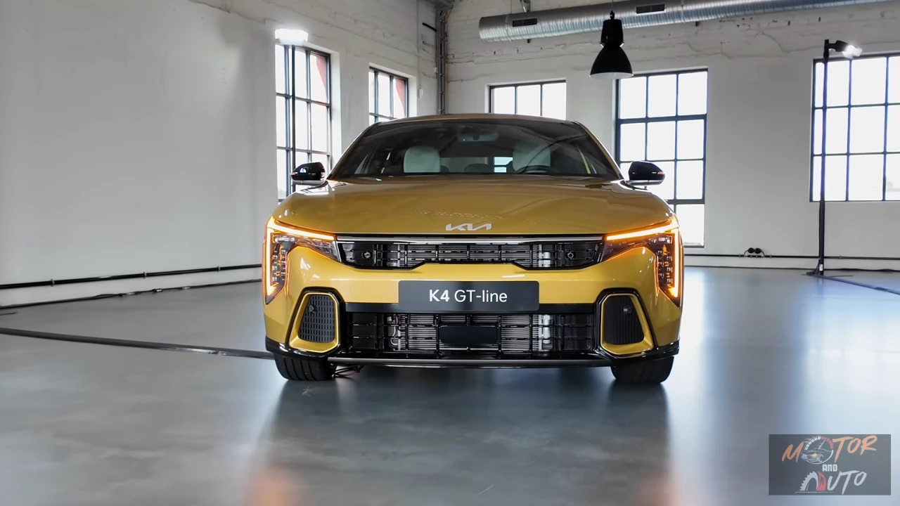 2026 Kia K4 GT-Line Gedurfde Voorkant Design