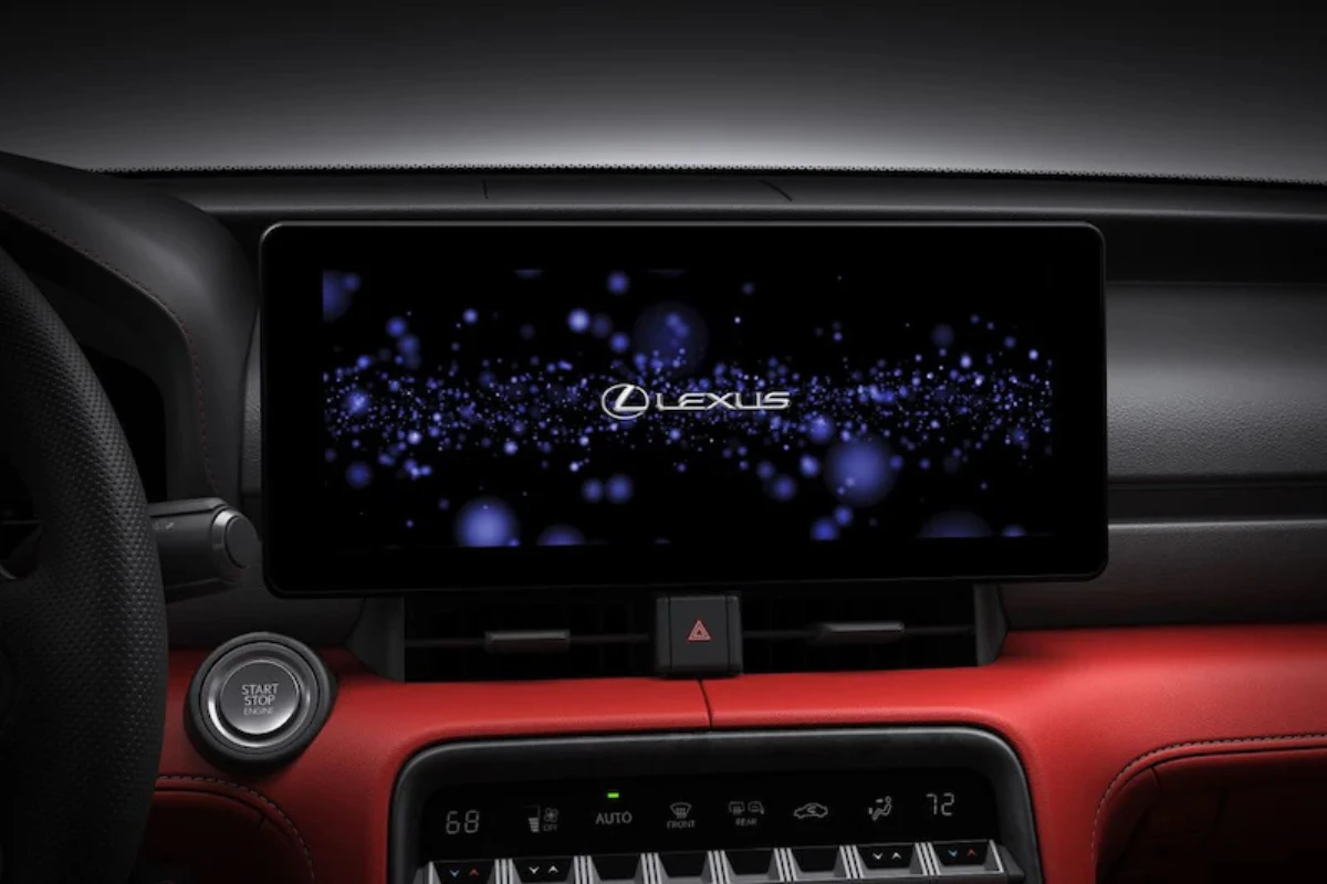 2026 Lexus IS 12,3-Inch Infotainment Touchscreen Display