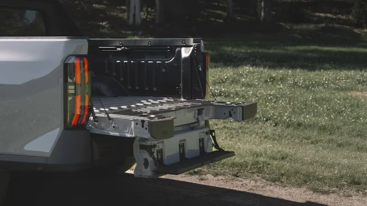 2026 MG U9 Elektrische Achterklep met Geïntegreerde Inklapbare Trap
