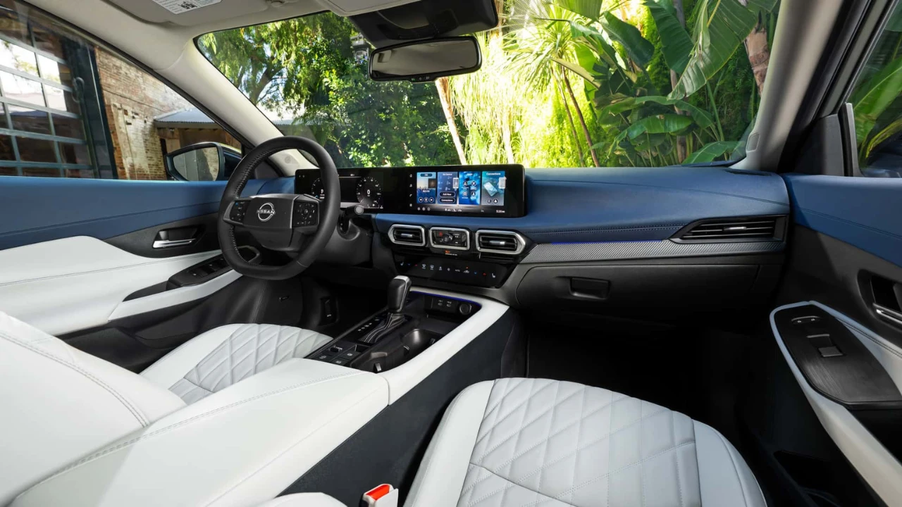 2026 Nissan Sentra Interieur met Dubbel 12,3-inch Display Opstelling