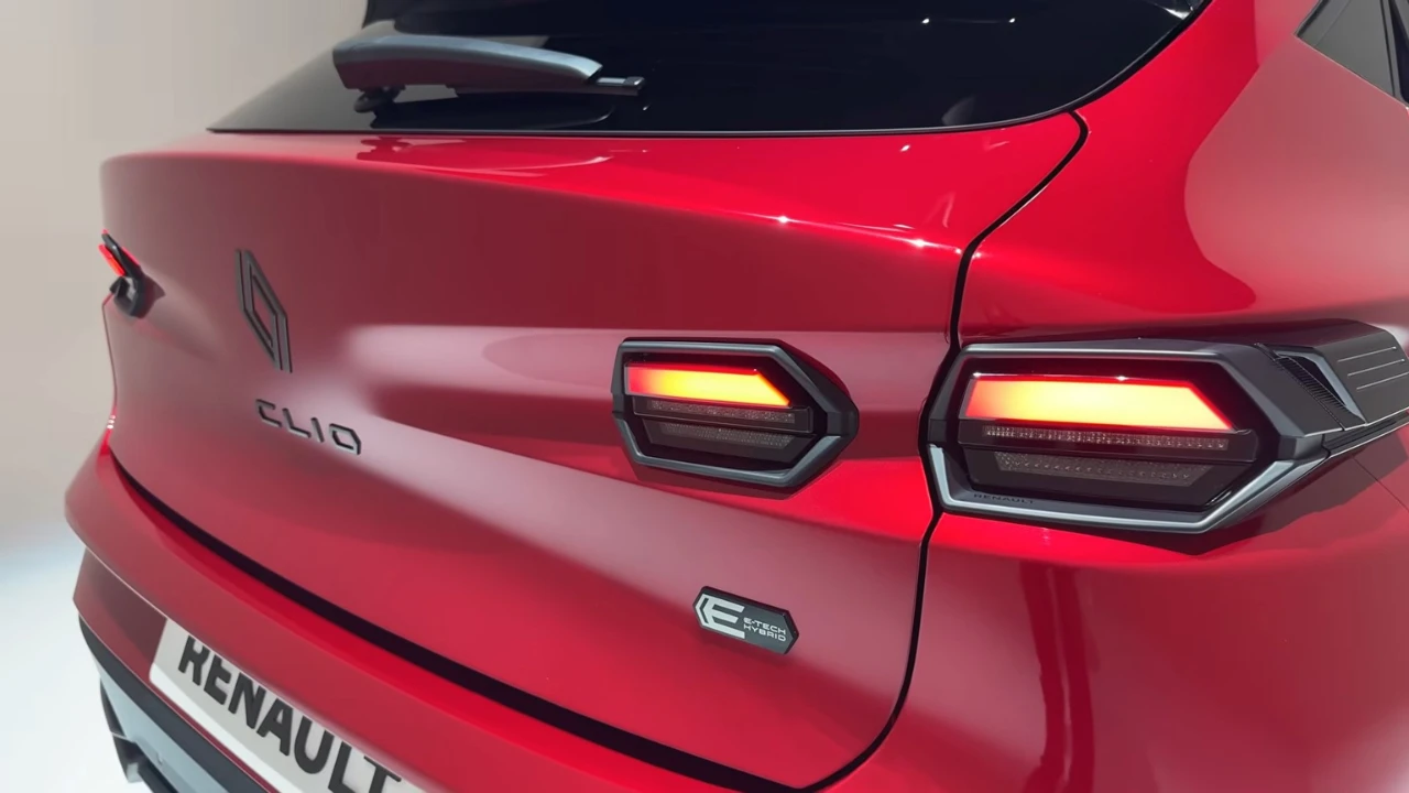 2026 Renault Clio LED Achterlicht Ontwerp Detail