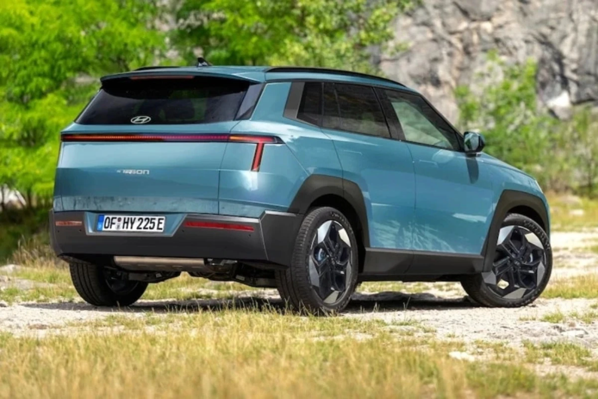 2027 Hyundai Tucson Achteraanzicht - Scherpe Hoekige Achterlichten en Modern SUV Design