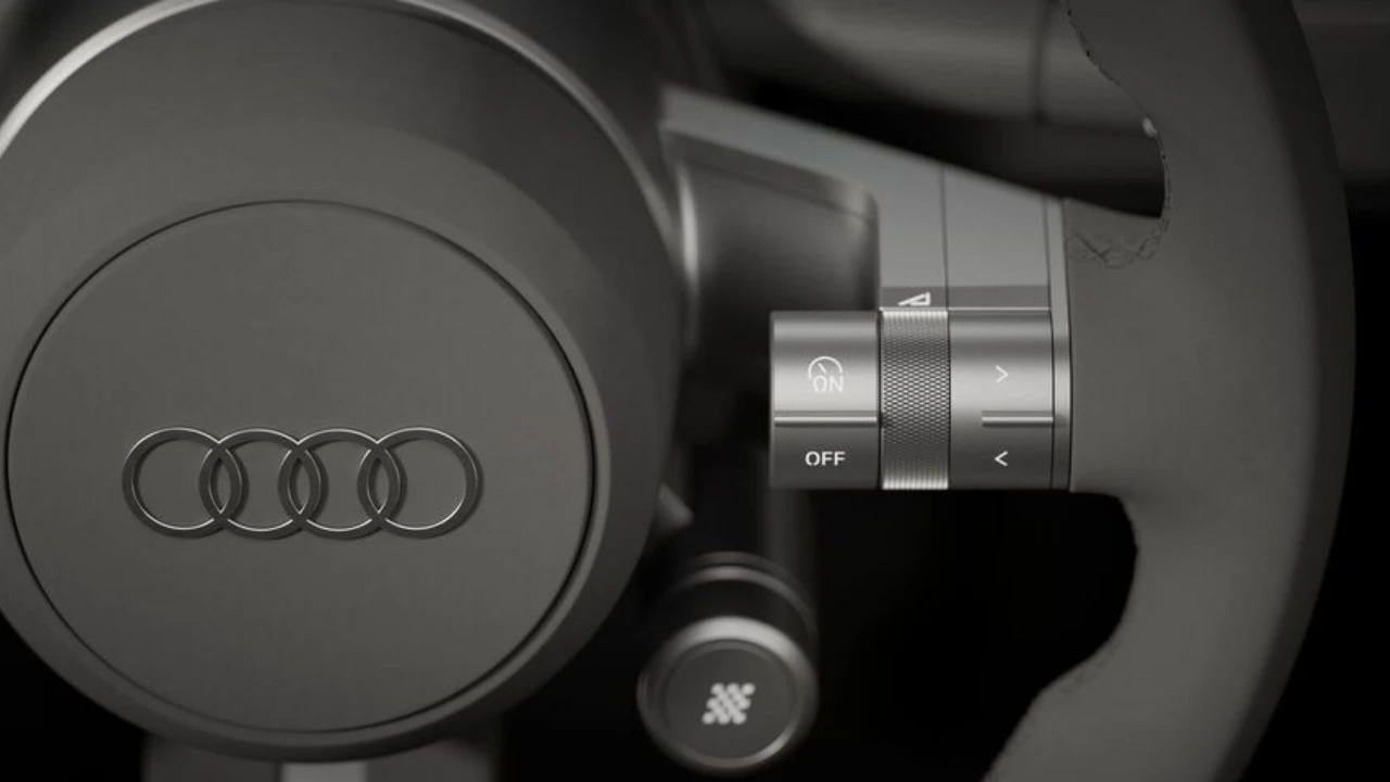 Audi Concept C Metalen Vier-Ringen Badge en Bedieningsintegratie