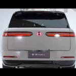 BYD Denza N8L Achteraanzicht - Kenmerkend LED-Achterlichtontwerp