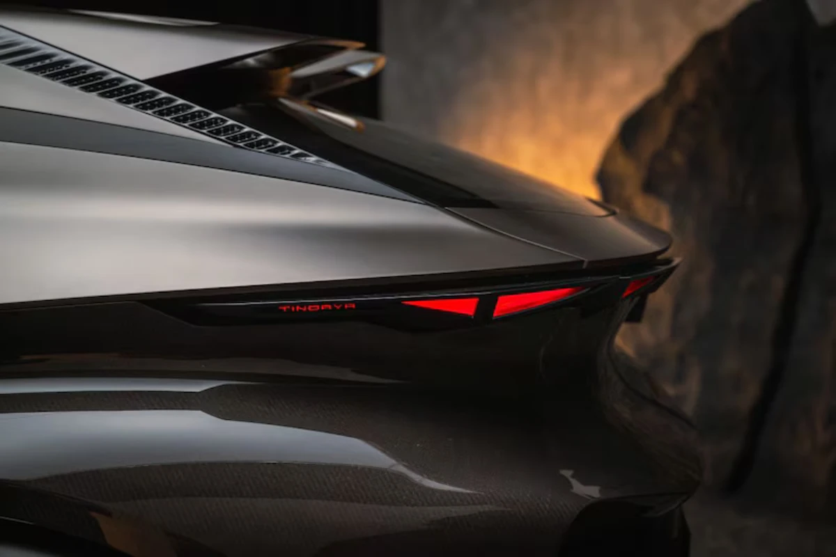 Cupra Tindaya Achterdetail - Verlichte Branding en LED Technologie