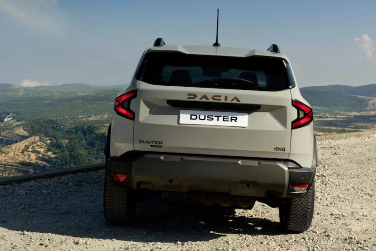 Dacia Duster Achteraanzicht - Off-Road Klaar Design