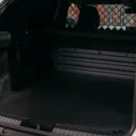 Dacia Duster Cargo Interieur Houten Laadvloer Gaas Scheidingswand Veiligheidskenmerken