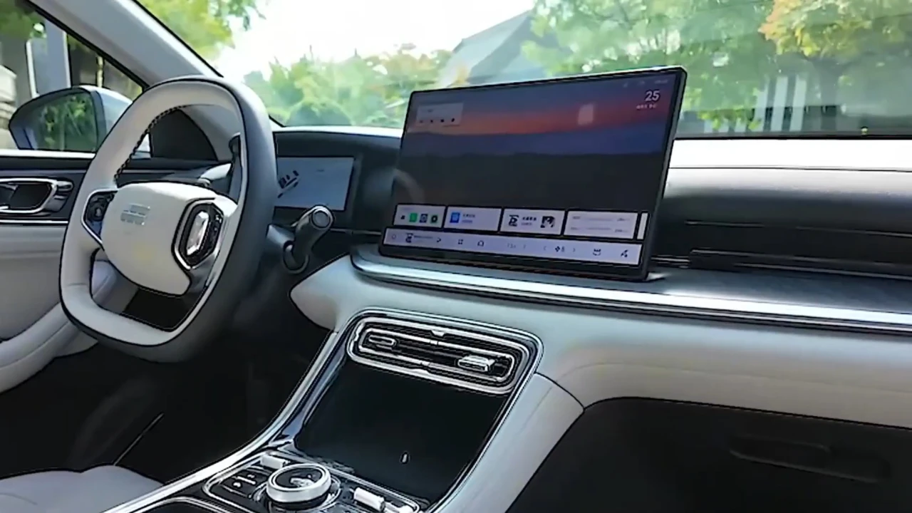 Geely Galaxy Starshine 6 - Modern Interieur met 14,6-Inch Zwevend Display