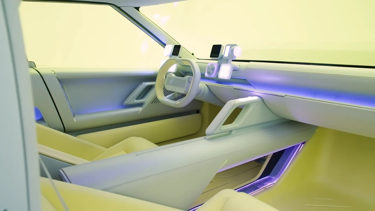 Hyundai Concept Three Compleet Interieur Ontwerp