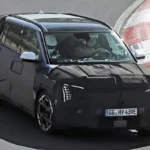 Kia EV3 GT Vooraanzicht Testen op Nürburgring met 280+ PK Dual-Motor Configuratie