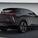 Mazda EZ-60 Achterontwerp met Volledige Breedte LED-Achterlichten