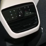 Mazda EZ-60 Achterpassagier Klimaatregeling met Touch-Interface