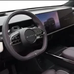 Mazda EZ-60 Interieur met 26,45-Inch 5K Zwevend Display