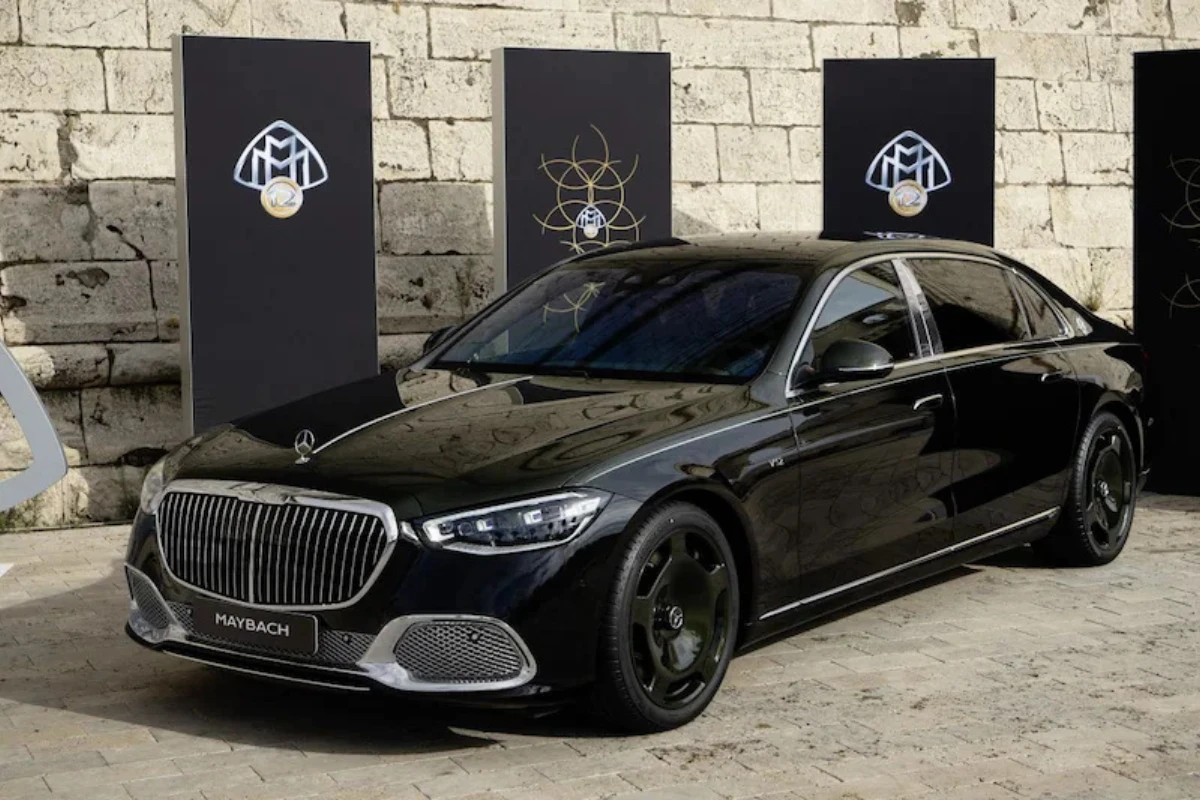 Mercedes-Maybach V12 Edition - Officiële Presentatie Aanzicht