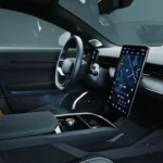 Polestar 5 Interieur Vooraanzicht - Recaro Stoelen en Digitaal Dashboard
