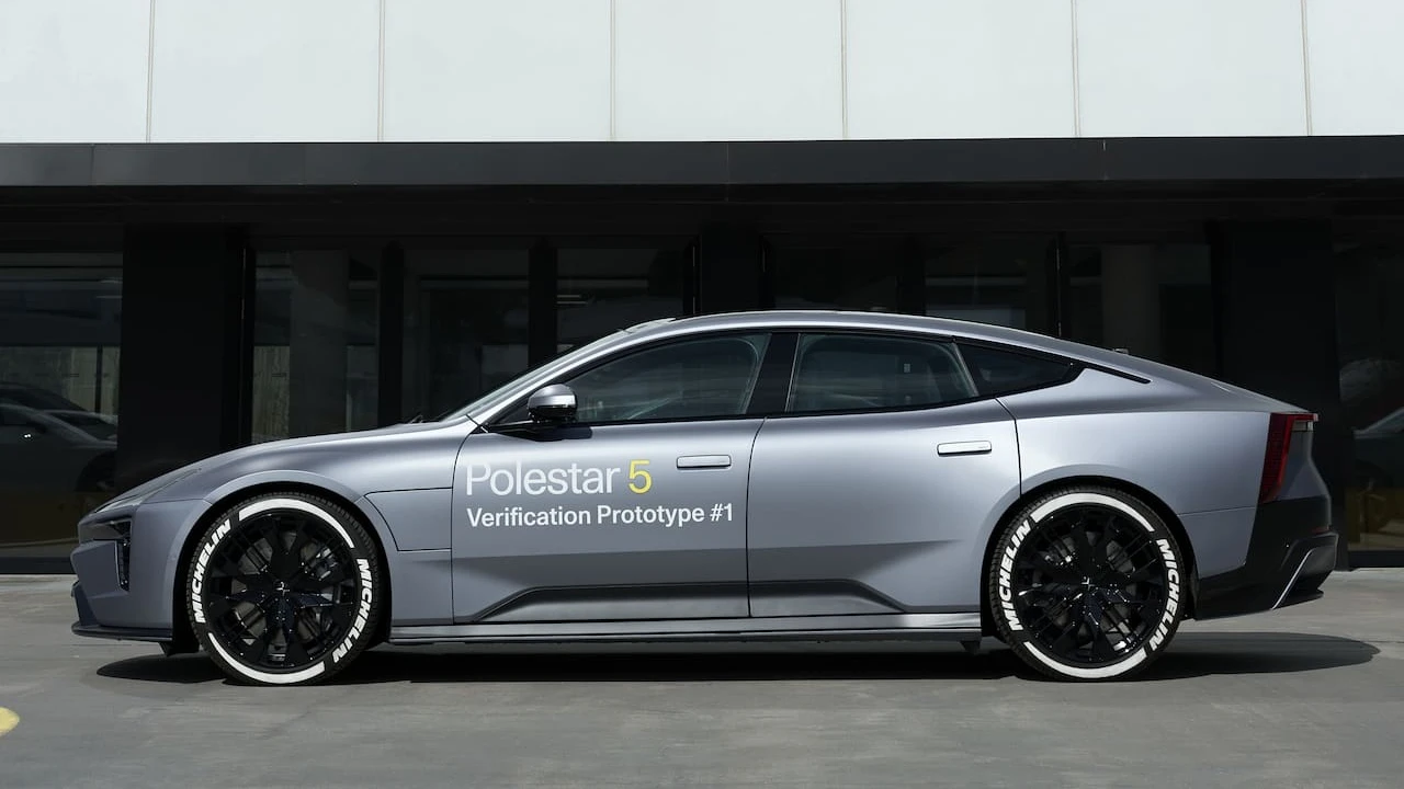 Polestar 5 Verificatie Prototype #1 Toont Finale Testen Voor 2025 Productie