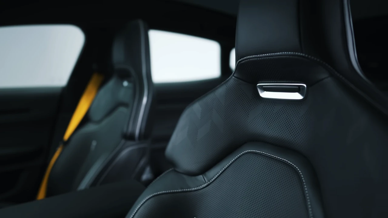 Polestar 5 Voorstoel Detail - Luxe Passagierscomfort