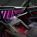 Porsche Cayenne Electric Flow Display Complete Digitale Integratie met Paars Accent Thema