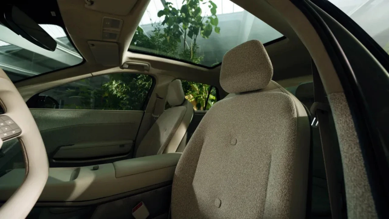 Volkswagen ID Cross Concept Interieur - Fysieke Bedieningselementen Keren Terug in Elektrisch Voertuig Ontwerp