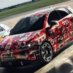 Volkswagen ID Polo GTI Circuit Testen met Prestatie Camouflage