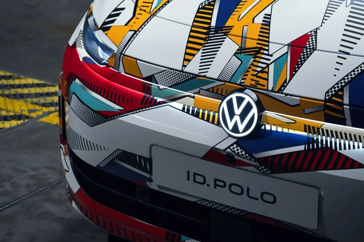 Volkswagen ID Polo Voorkant Grille en VW Badge Detail