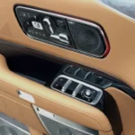 Zeekr 9X Bestuurdersdeur met Naim Audiosysteem