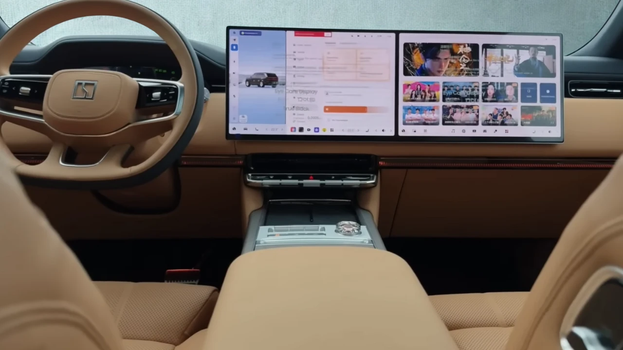 Zeekr 9X Interieur met Dubbele 16-Inch Displayschermen