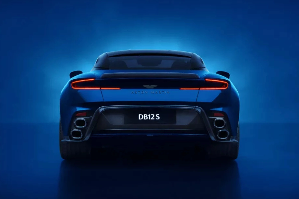 2026 Aston Martin DB12 S achterontwerp detail