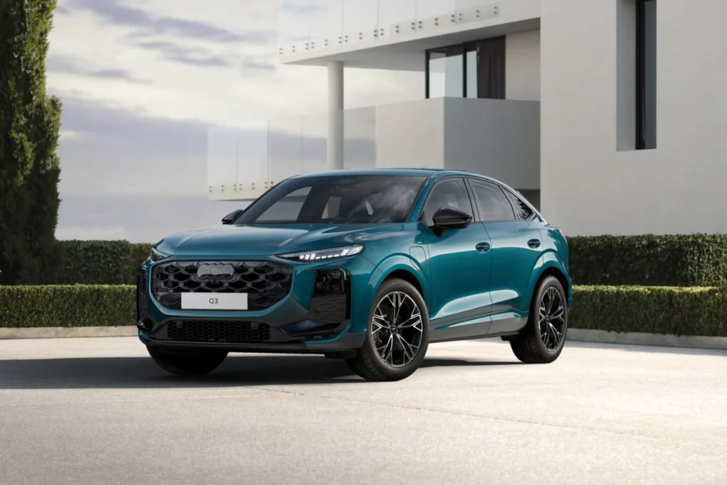 2026 Audi Q3 Malpeloblauw metallic kleur