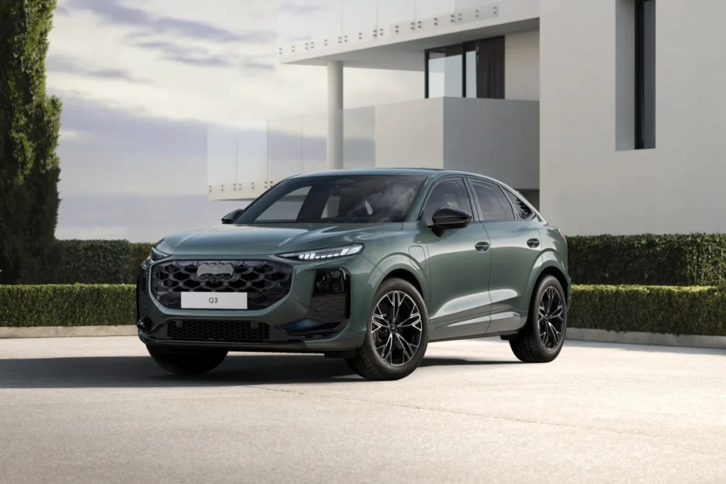 2026 Audi Q3 Saliegroen metallic kleur