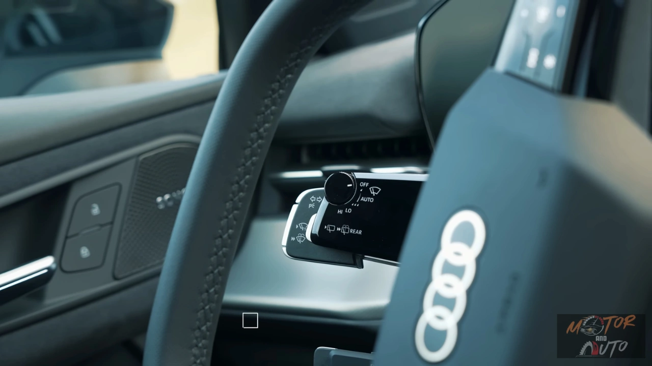 2026 Audi Q3 Stuurkolom Licht en Ruitenwisser Bedieningselementen