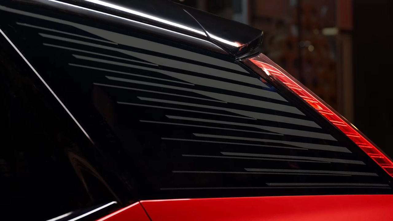 2026 Cadillac Optiq kenmerkende verticale LED-achterlicht close-up