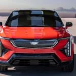 2026 Cadillac Optiq recht vooraanzicht ontwerp