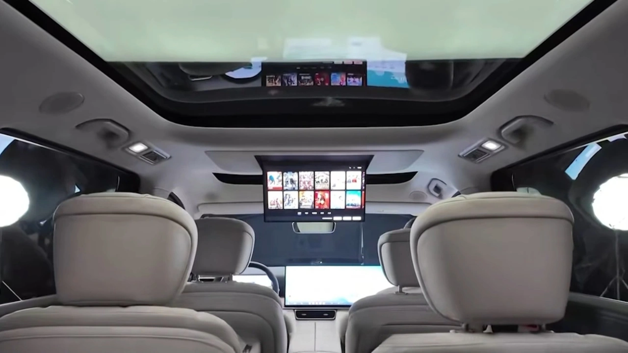 2026 Chery Fulwin T11 EREV 17,3-Inch Plafond-Gemonteerd Achter Entertainment Scherm