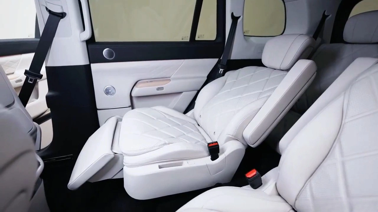 2026 Chery Fulwin T11 EREV Tweede-Rij Gestikt Leren Stoel met Premium Functies