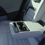 2026 Citroën C5 Aircross Achterste Centrale Armleuning met Geïntegreerde Bekerhouders