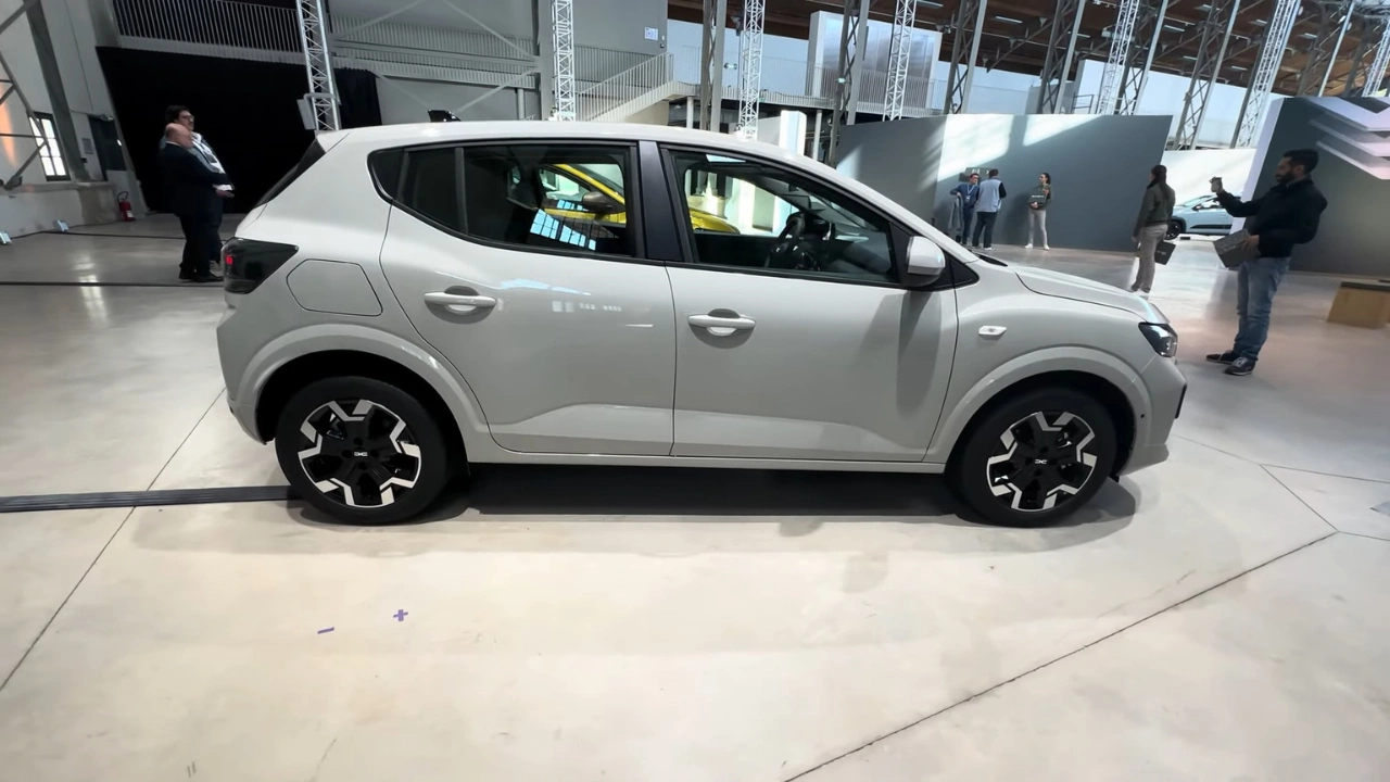 2026 Dacia Sandero Stepway Zijaanzicht - Compacte Crossover-Proporties