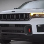 2026 Jeep Grand Cherokee Trailhawk Voorkant met Off-Road Kenmerken