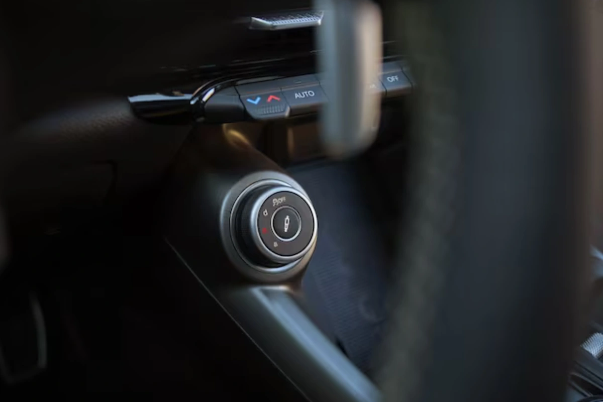 Alfa Romeo Tonale 2026 Nieuwe Draaibare Versnellingskiezer Close-up