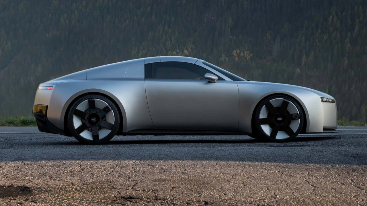 Audi Concept C Zijaanzicht met Elektrisch Uitschuifbaar Hardtop-ontwerp