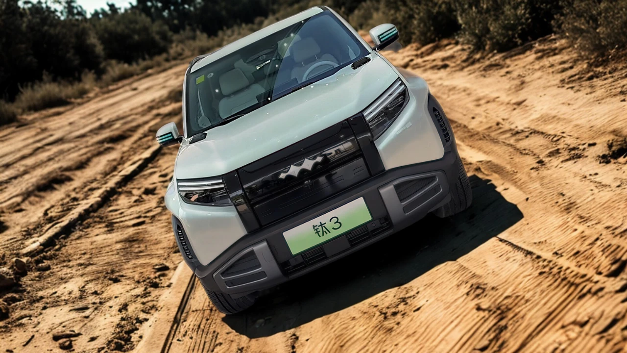 BYD Fang Cheng Bao Tai 3 op Zandig Off-Road Terrein