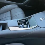 DS No. 4 Middenconsole Vooraanzicht met Armsteun