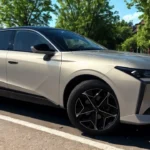 DS No. 4 Premium Compacte Crossover Stedelijke Setting