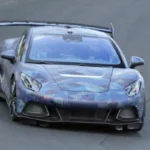 Denza Z Elektrische Supercar Vooraanzicht - Nürburgring Tests met Camouflage