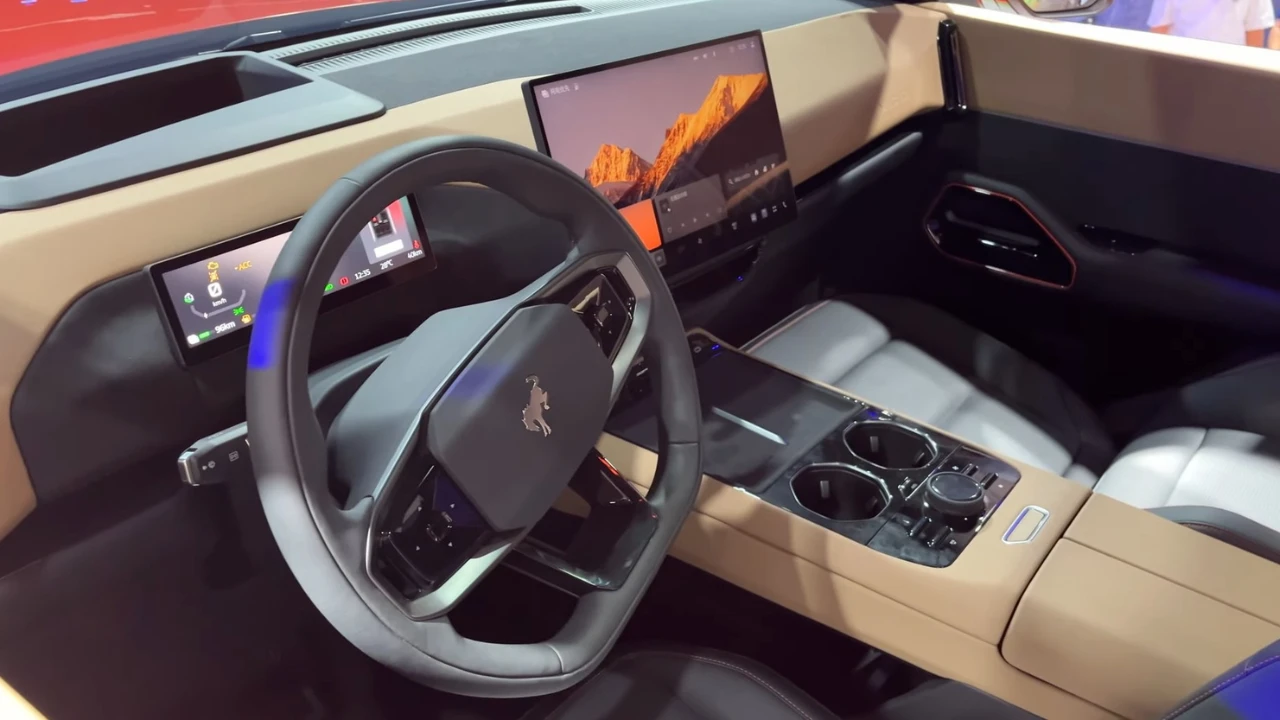 Ford Bronco Elektrisch Interieur