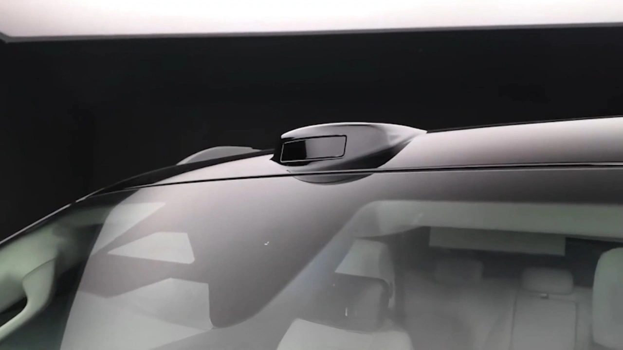 GWM Tank 400 PHEV 2026 Op Dak Gemonteerde LiDAR Sensor Close-Up