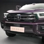 GWM Tank 400 PHEV 2026 Voorgrill en Koplamp Design Detail